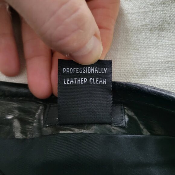 100% LEATHER Pants Womens Sz 6 Boot Cut, Zip front & Leg bottom Motorcycle - Picture 8 of 8